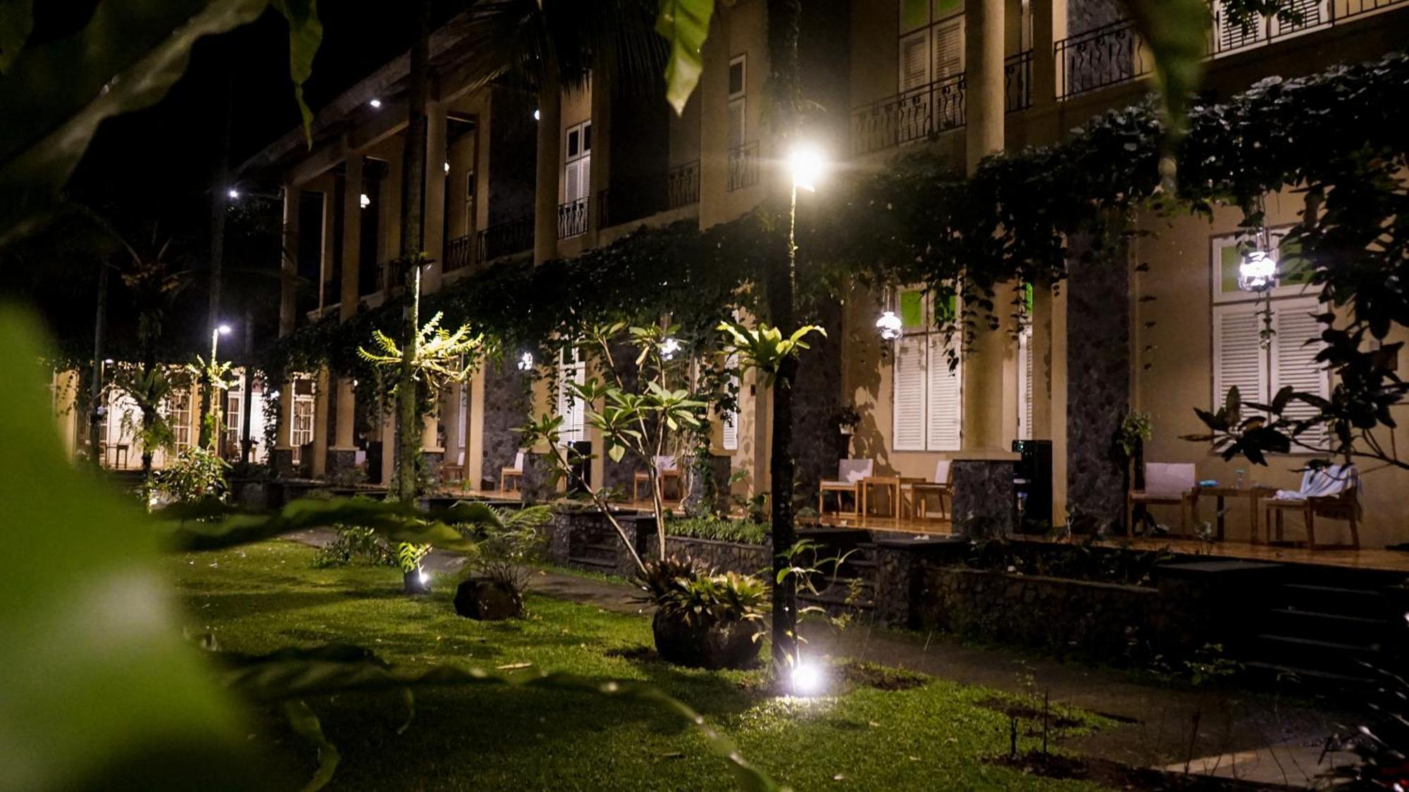 Kayu Arum Resort Салатига Экстерьер фото